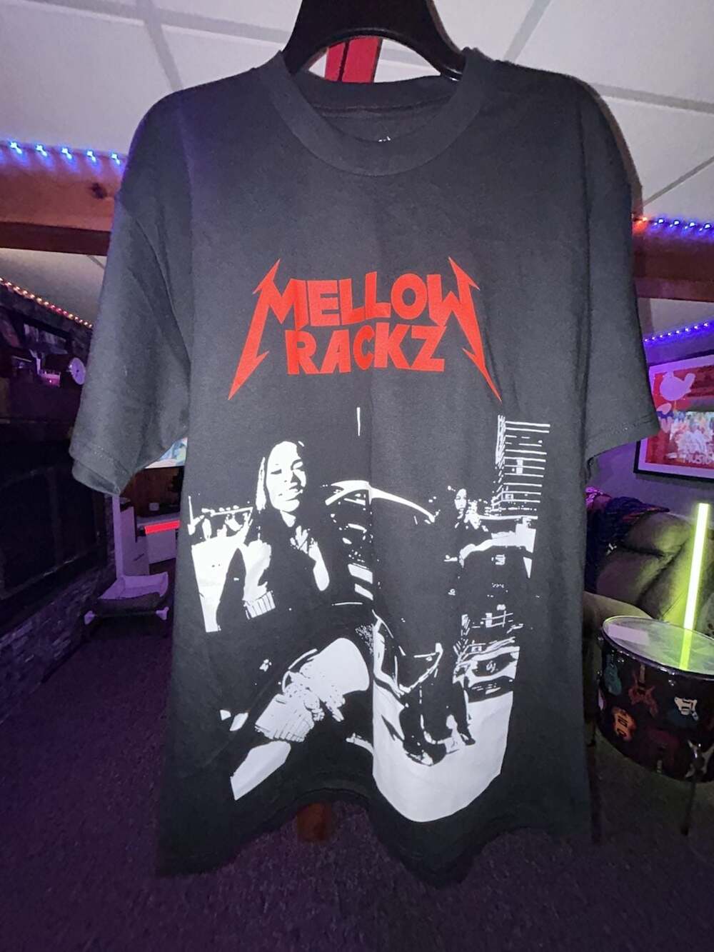 Mellow Rackz Graphic T-Shirt Large Black Metal Band Style